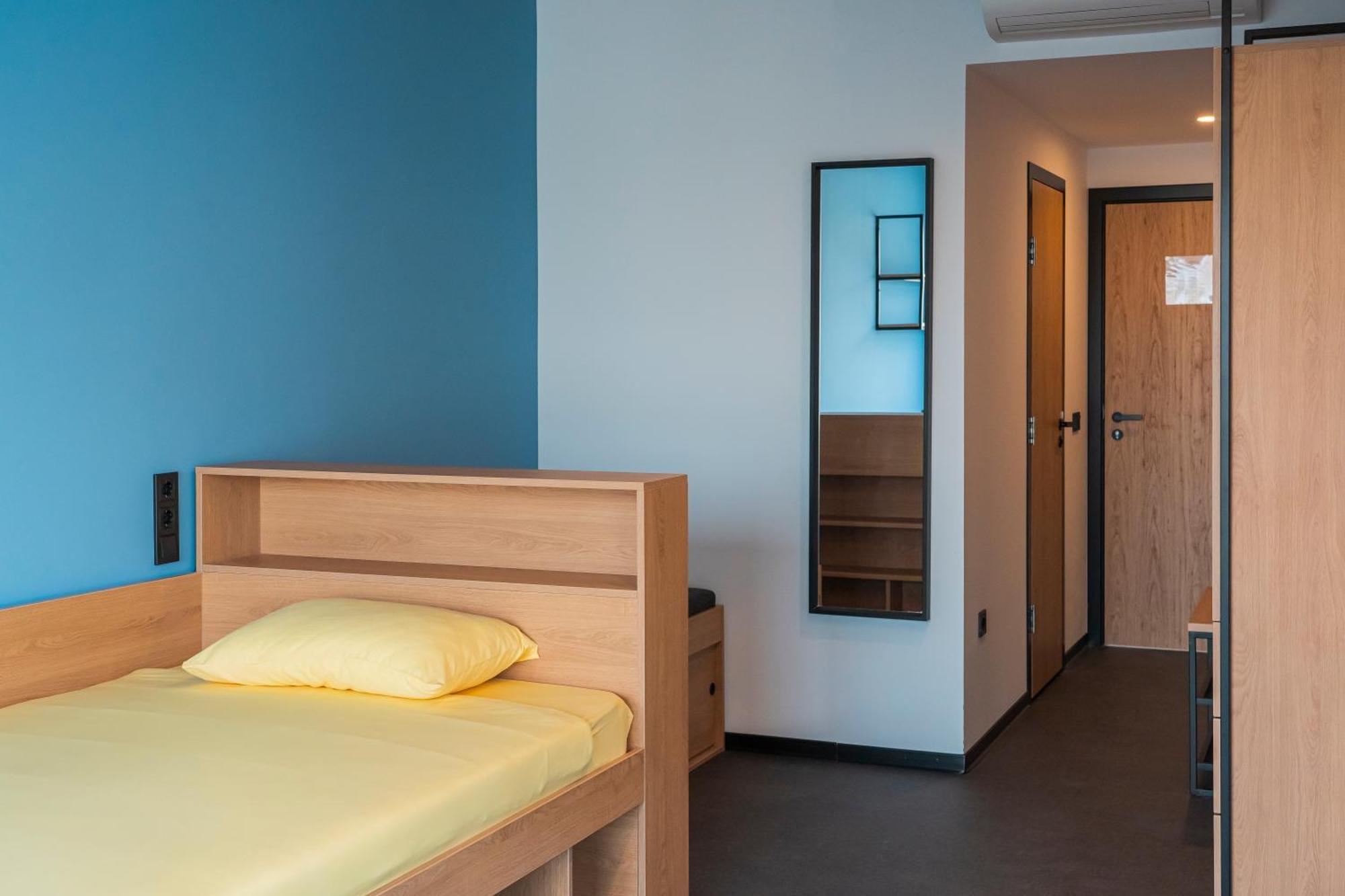 Hotel Campus 90 - Free Parking Varna Room photo